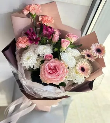 Признание , состав , цвет букета , подходит 