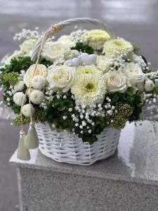 Цветы в корзине Великолепие