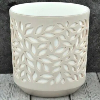 Горшок пластиковый leaves, белый, 12,5х13,5см, 1,25л; Россия фото в интернет-магазине Флоранж