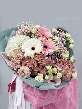 Букет Кантри , состав Роза кустовая Гипсофила Гербера Гидрангия Гвоздика, цвет букета Мультицвет, подходит Девушке Маме