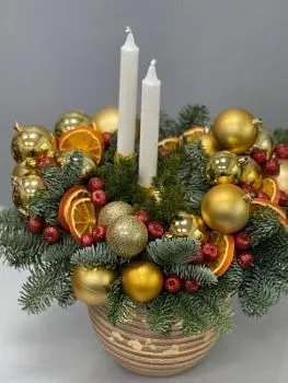 Новый год 3 фото вживую в руках, состав, цветовая гамма 