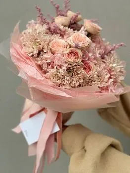 Букет Розолея , состав Роза одноголовая Гидрангия Хризантема кустовая, цвет букета Розовый, подходит Девушке Маме