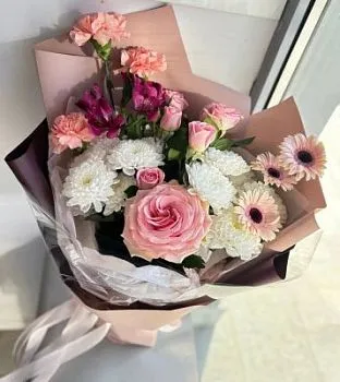 Признание , состав , цвет букета , подходит 