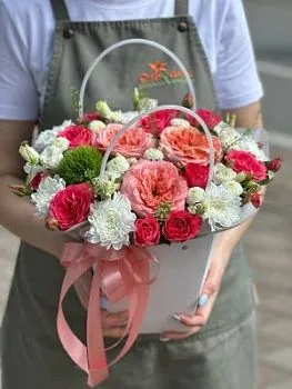 Композиция Лидия , состав , цвет букета , подходит 