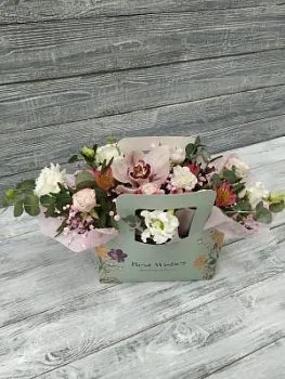 Композиция Кира , состав Эустома Орхидея Роза Роза кустовая Гипсофила, цвет букета Мультицвет, подходит Девушке Маме