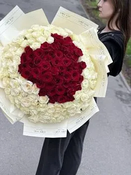 201 роза "Сердце" , состав 201 роза, цвет букета Белый Красный, подходит 