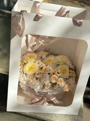 Цветы в корзине Сокровищница 