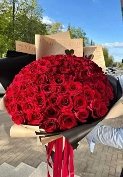 101 красная роза , состав 101 роза, цвет букета Красный, подходит 