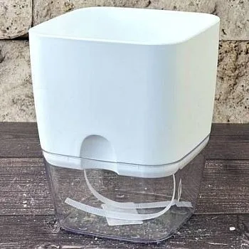 Горшок пластиковый Аквадуэт квадрат, белый, D11,5см, 1,5л; Россия
