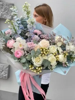 Авторский букет №14 фото в интернет-магазине Флоранж