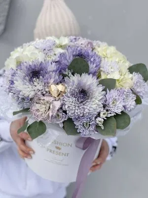 Цветы в коробке Фиона 