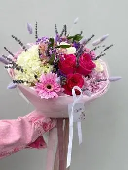 Букет Салют , состав Гербера Роза Хризантема кустовая Гипсофила Гортензия Альстромерия, цвет букета Мультицвет, подходит Девушке Маме