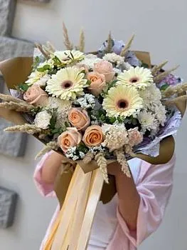 Авторский букет №25 , состав Роза Гербера Хризантема кустовая Гвоздика, цвет букета Мультицвет, подходит Девушке Маме