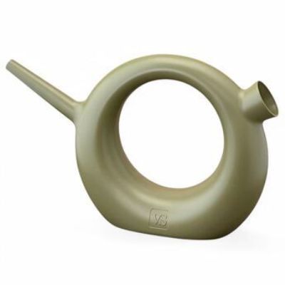 Лейка Ева 39х90х25см, 1,5л, оливковая фото в интернет-магазине Флоранж Лейка Ева 39х90х25см, 1,5л, оливковая фото в интернет-магазине Флоранж