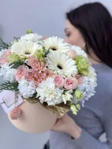Цветы в коробке Хлоя